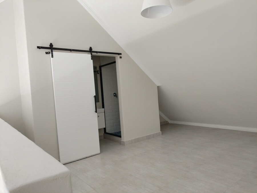 To Let 2 Bedroom Property for Rent in Struisbaai Western Cape